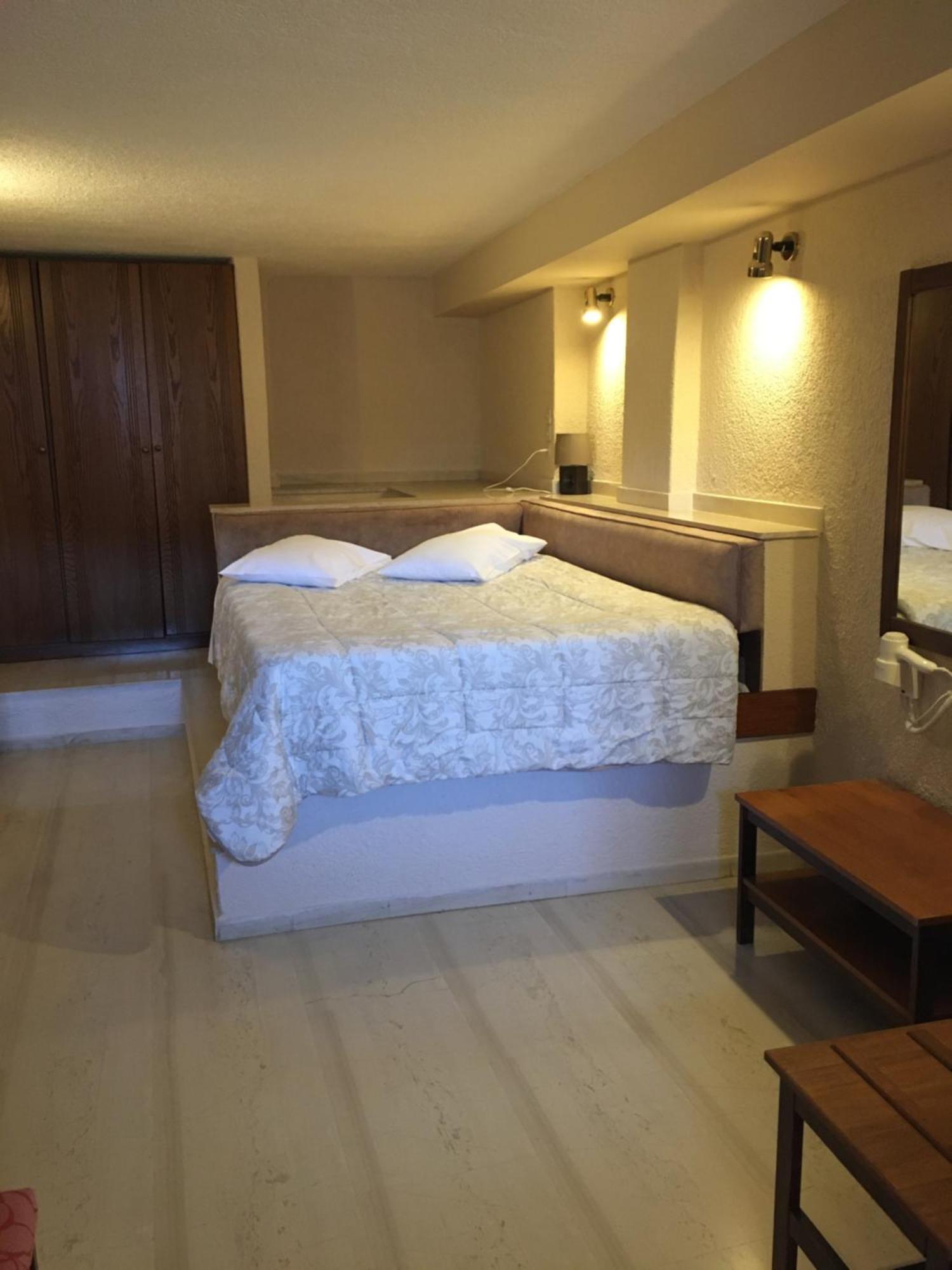 Olympic Hotel デルポイ エクステリア 写真